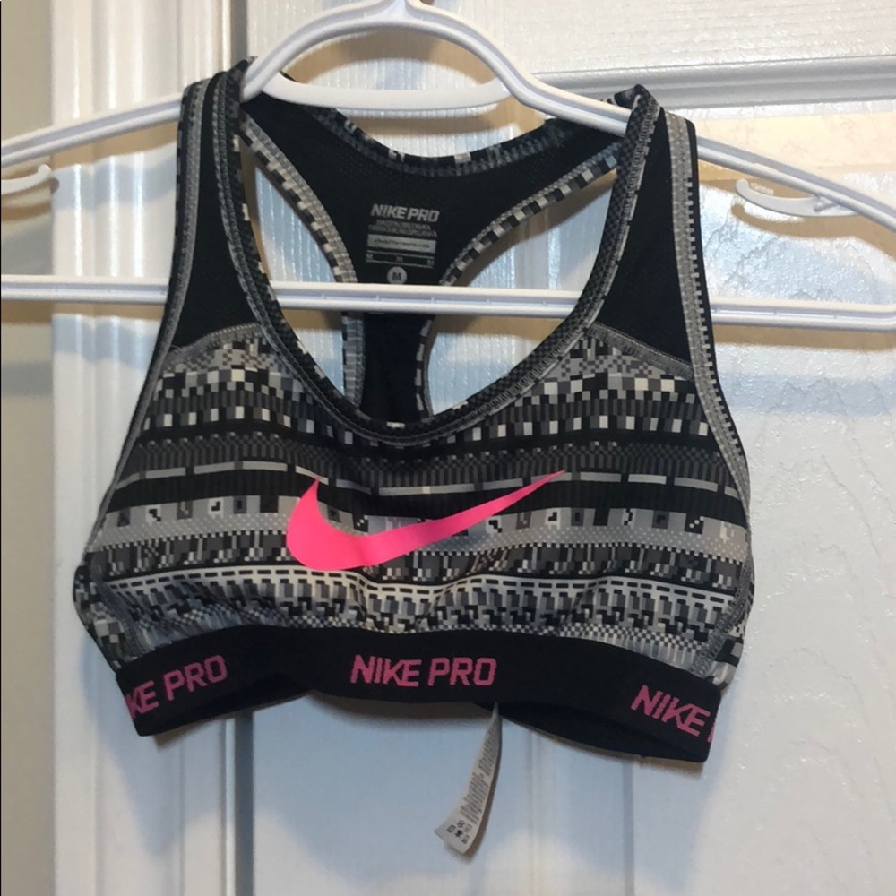 NIKE Sports Bra Girls